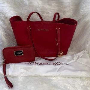 Michael Kors Purse & Matching Wallet